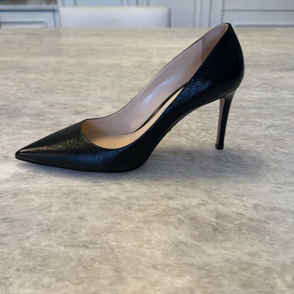 Prada Shoes, Calzature Donna in Black, size 38Euro 8US. - Picture 2 of 12
